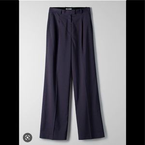 Aritzia Babaton Sadiki pant in navy blue and red grid print, size 10.